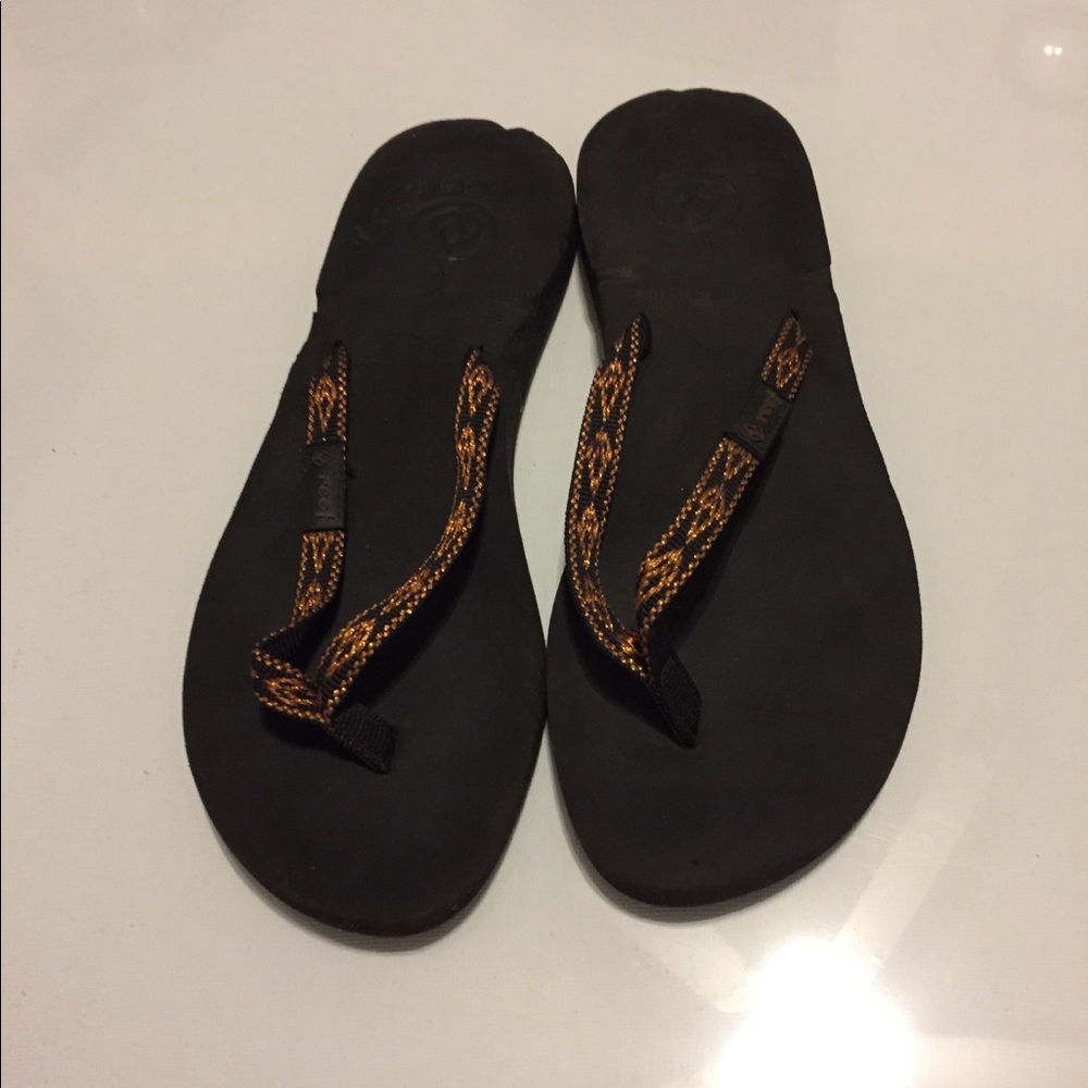 Reef flip flops